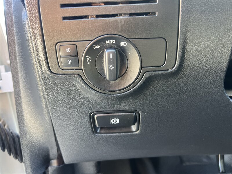 Used 2021 Mercedes-Benz Metris w/ Driver Efficiency Package image 16