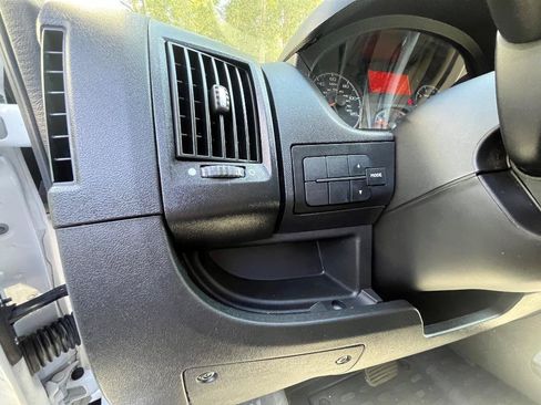 Used 2021 RAM ProMaster 2500 w/ Interior LED Lighting Group FWD image 15
