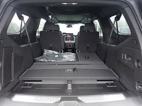 New 2026 GMC Yukon XL Denali w/ Sun & Power Step Package image 8