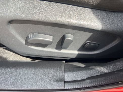 Used 2016 Nissan Rogue SV AWD/4WD image 45