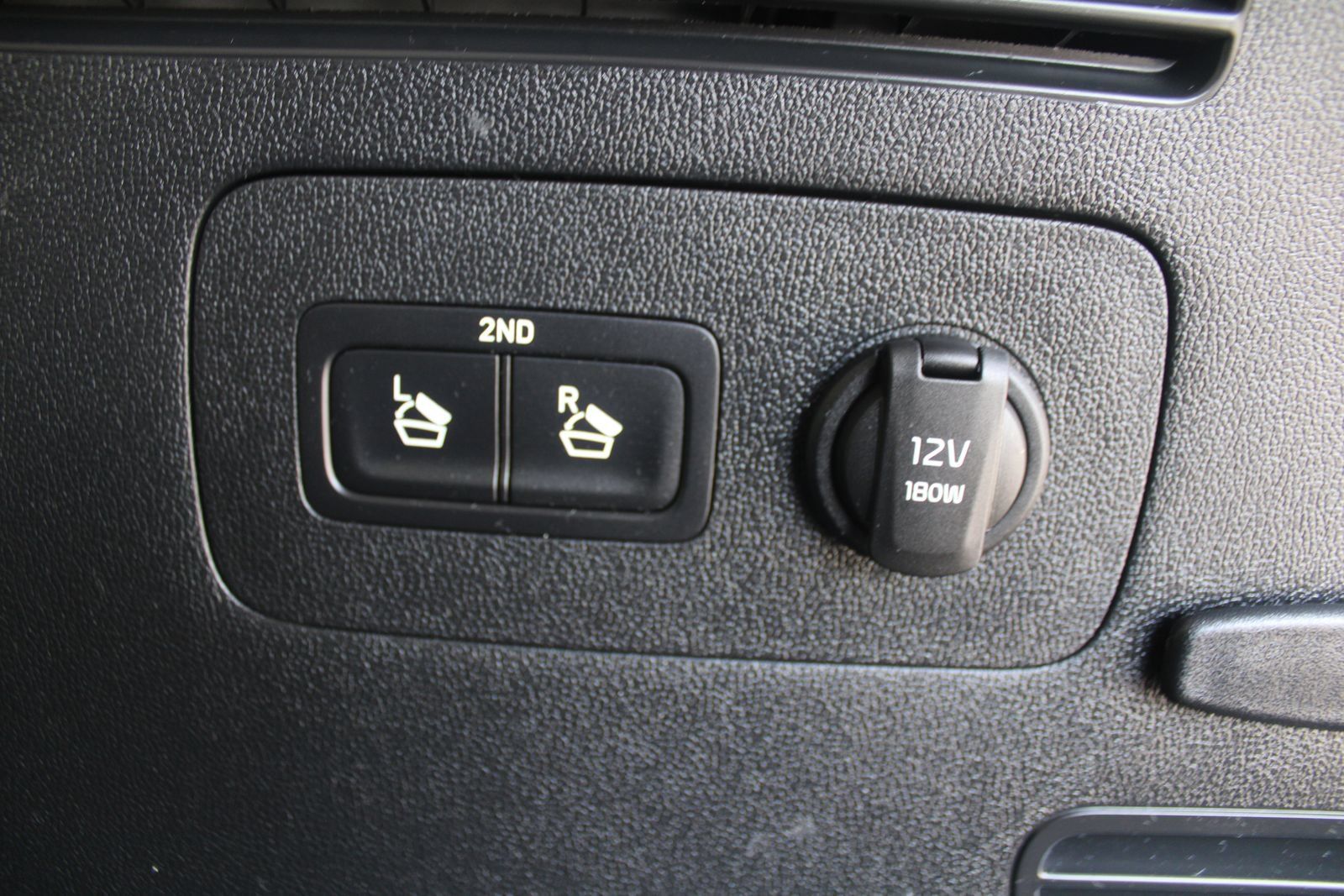 Certified 2023 Kia Sorento S w/ Panoramic Sunroof Package FWD image 11