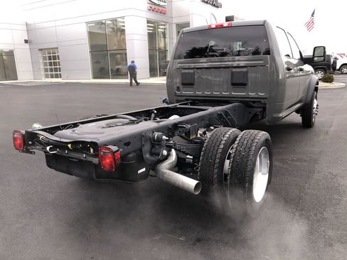 New 2026 RAM 4500 Tradesman w/ Chrome Appearance Group image 13