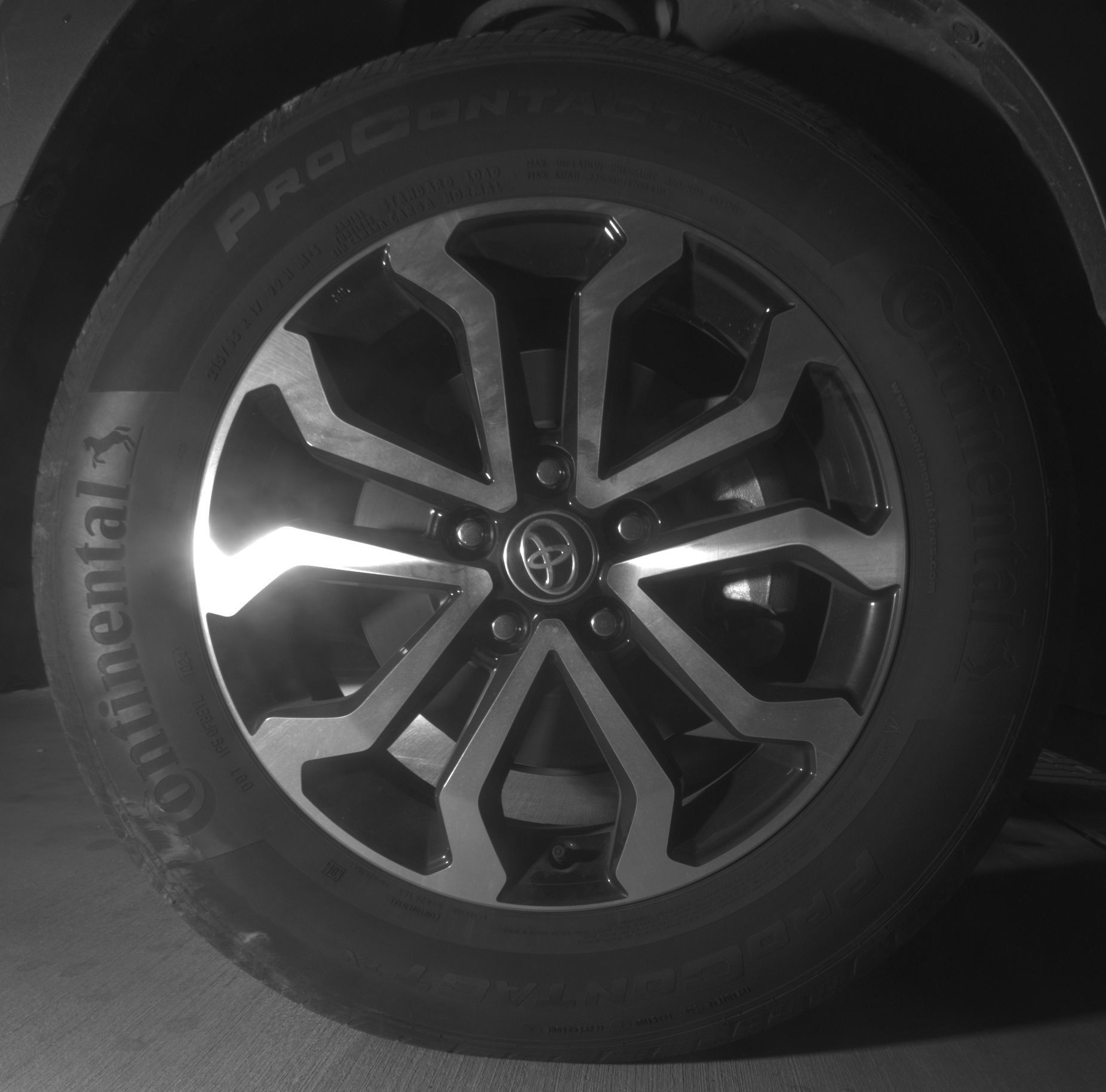 Used 2024 Toyota Corolla Cross AWD Hybrid image 9
