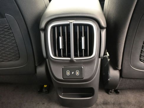 New 2025 Hyundai Ioniq 6 SE image 16