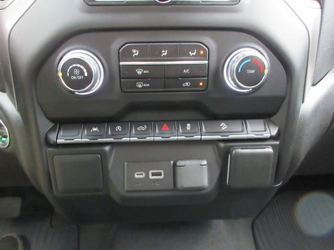 Certified 2023 Chevrolet Silverado 1500 Custom Trail Boss w/ LPO, Dark Essentials Package image 28