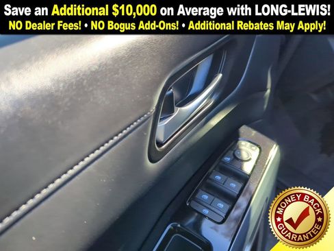 Used 2024 Nissan Pathfinder SL w/ SL Premium Package image 16