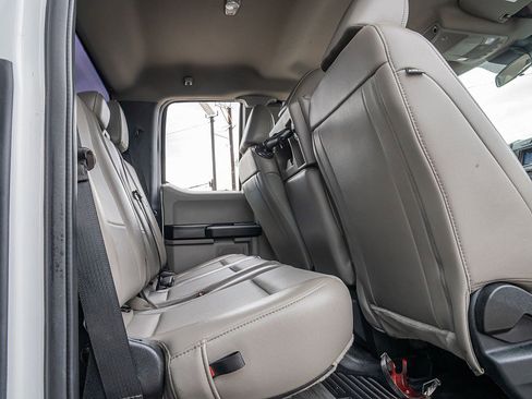 Used 2021 Ford F250 XL w/ Power Equipment Group AWD/4WD image 21