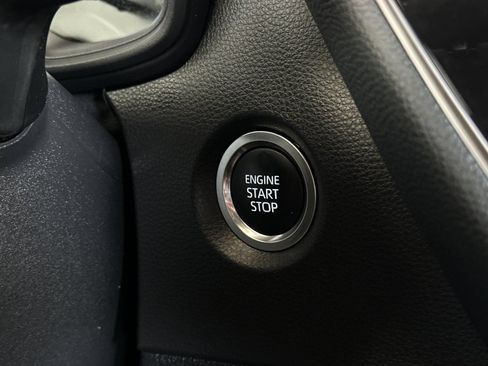 Used 2025 Toyota Corolla SE w/ SE Premium Package FWD image 20