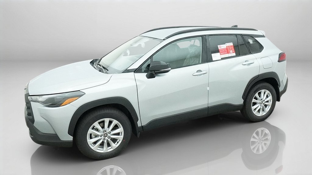 New 2026 Toyota Corolla Cross LE FWD image 33