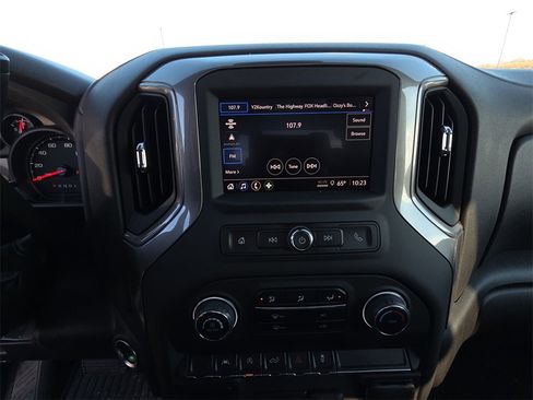 Certified 2025 Chevrolet Silverado 1500 Custom w/ Turbomax Blackout Package image 13