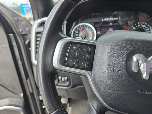 Used 2022 RAM 2500 Laramie w/ Night Edition AWD/4WD image 32