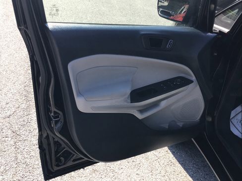 Used 2018 Ford EcoSport S image 15