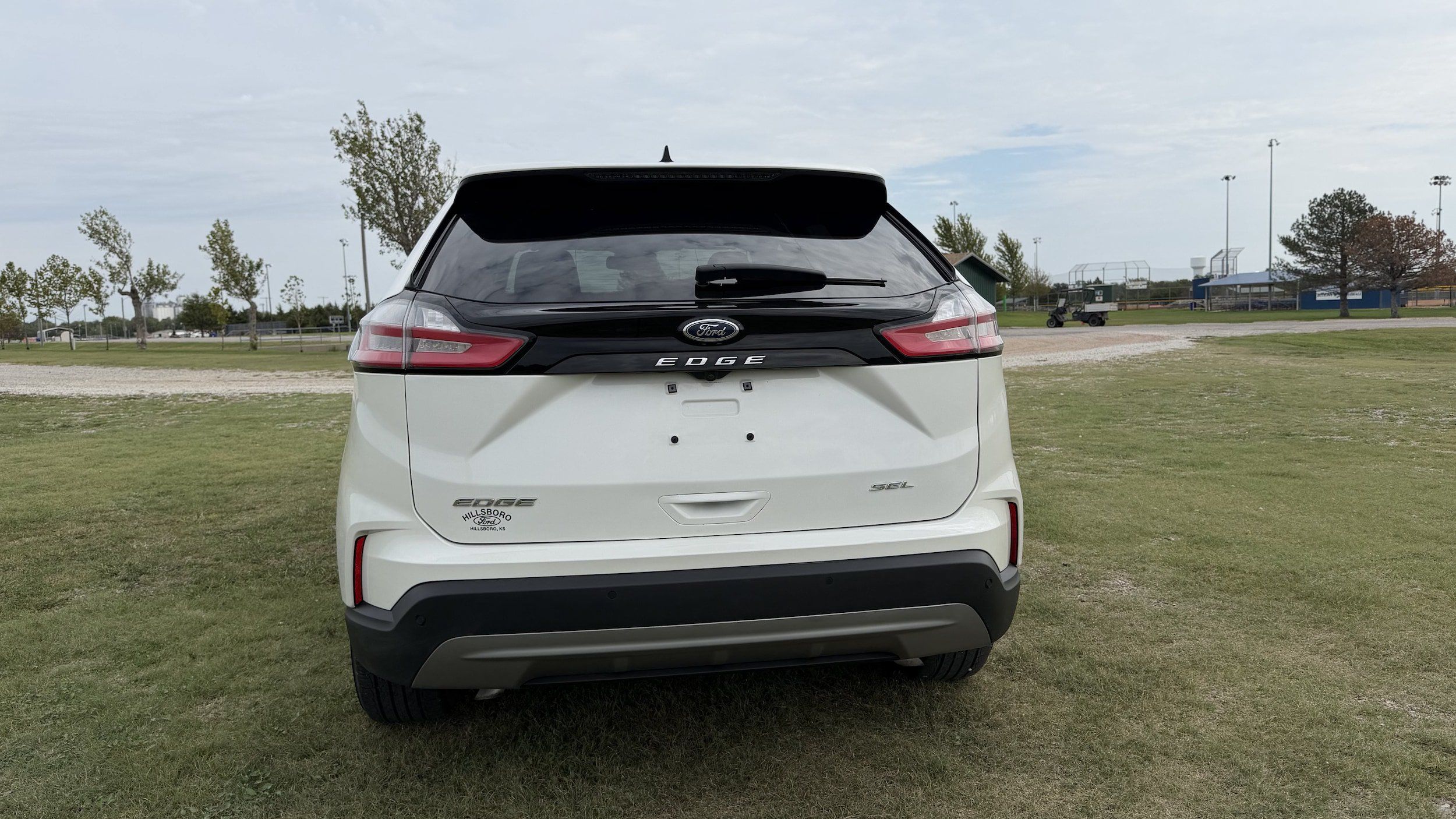 Used 2023 Ford Edge SEL w/ Convenience Package AWD/4WD image 4