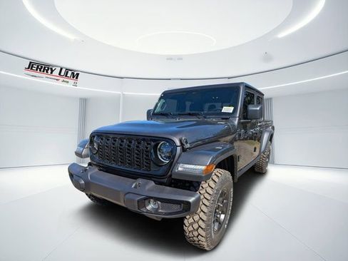 New 2026 Jeep Gladiator Willys image 6