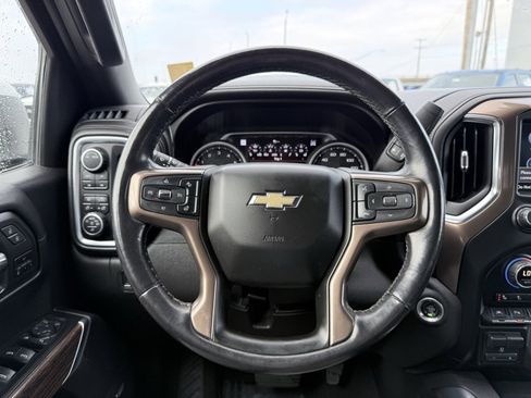 Used 2020 Chevrolet Silverado 1500 High Country w/ Technology Package image 14