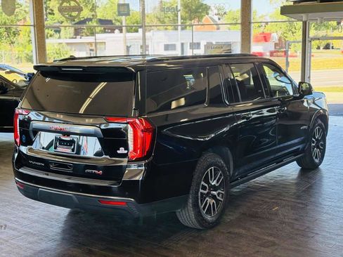 Used 2021 GMC Yukon XL AT4 w/ AT4 Premium Plus Package AWD/4WD image 7