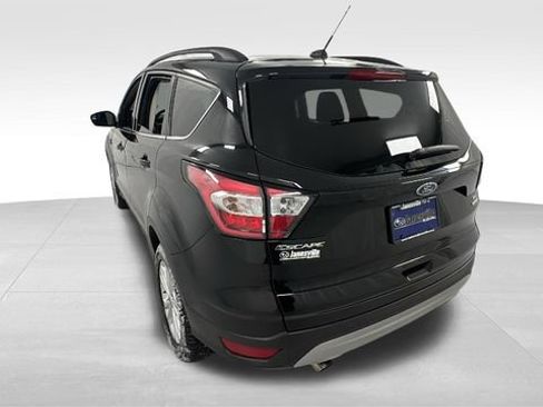 Used 2018 Ford Escape SE image 5