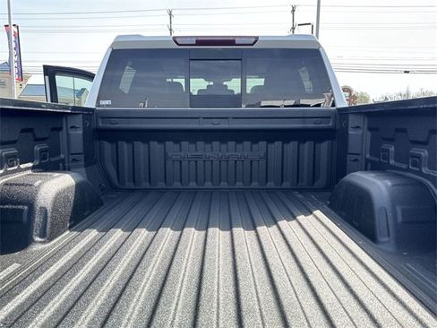 Used 2021 GMC Sierra 1500 Denali w/ Driver Alert Package II image 10