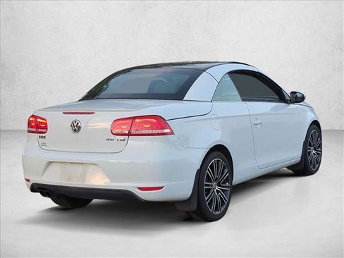 Used 2015 Volkswagen Eos Final Edition image 5