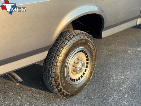 Used 1989 Ford F250 XL 2dr 4WD Standard Cab LB image 26