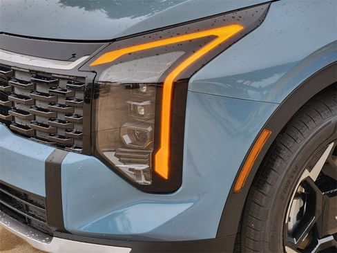 New 2026 Kia Sportage EX image 6