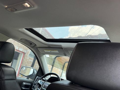 Used 2018 GMC Sierra 1500 SLT w/ Texas SLT Premium Package image 12