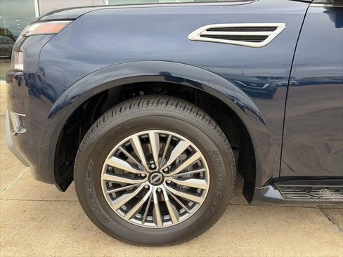 Certified 2024 Nissan Armada SL w/ Cargo Package image 7