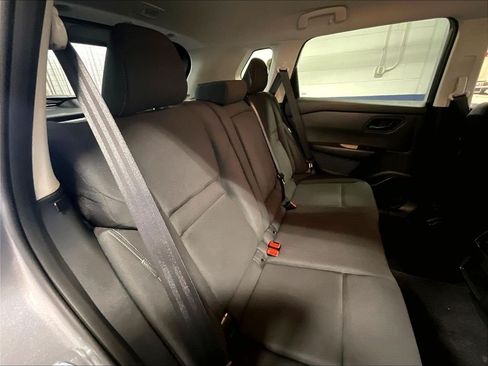 Used 2026 Nissan Rogue S AWD/4WD image 16