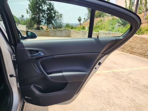 Used 2011 Buick Regal CXL w/ RL6 Preferred Equipment Group FWD image 39