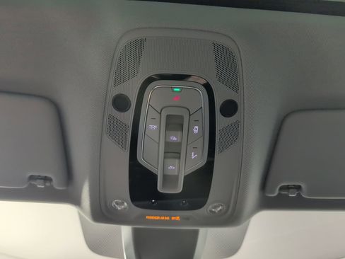 Used 2025 Audi Q5 2.0T Premium Plus w/ Premium Plus Package image 7