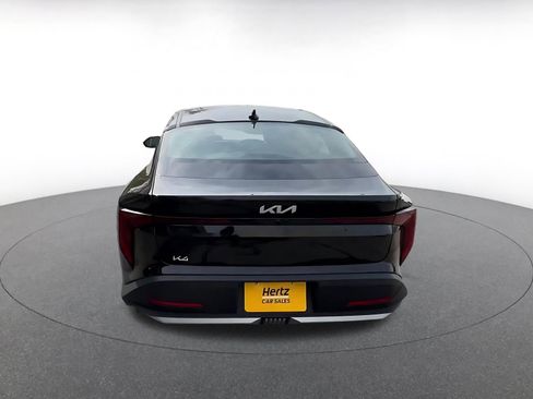 Used 2025 Kia K4 LXS image 11