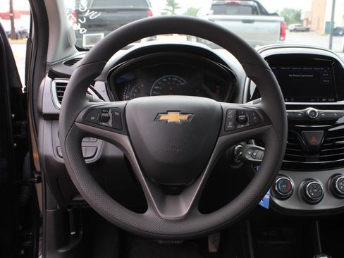 Used 2022 Chevrolet Spark LT FWD image 10