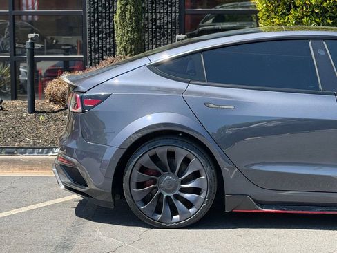 Used 2022 Tesla Model 3 Performance image 22