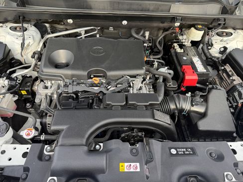 Used 2020 Toyota RAV4 LE w/ All Weather Liner Package image 20