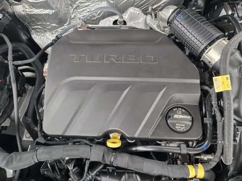 New 2026 Chevrolet Trax RS w/ Driver Confidence Package FWD image 35