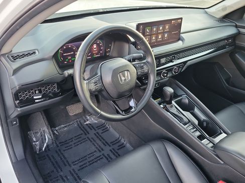 Used 2025 Honda Accord EX-L image 15