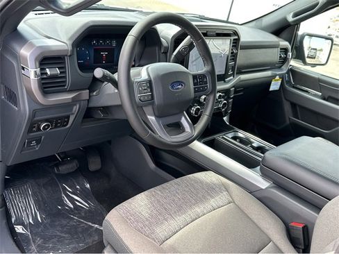 New 2025 Ford F150 XLT w/ Equipment Group 302A MID image 7