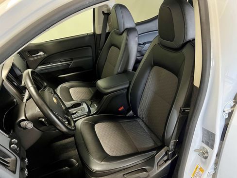 Used 2021 Chevrolet Colorado Z71 image 40