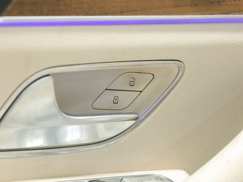 Used 2021 Mercedes-Benz GLE 350 w/ 3rd Row Seat Package image 33