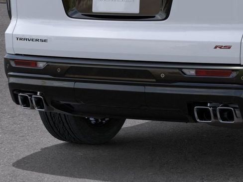 New 2026 Chevrolet Traverse RS w/ LPO, Floor Liner Package image 14