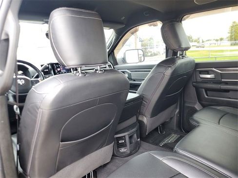 Used 2020 RAM 3500 Big Horn w/ Night Edition image 10