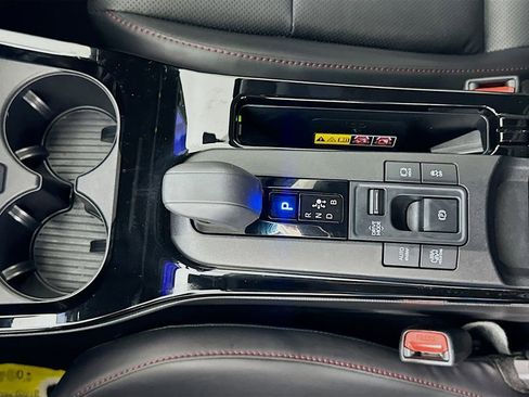 Used 2024 Toyota Prius Prime Premium image 16