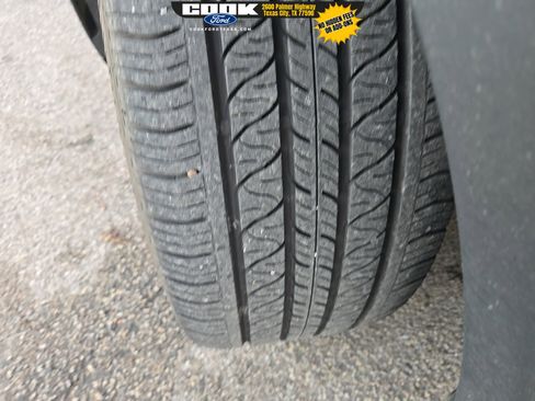 Used 2021 Tesla Model Y Long Range image 14