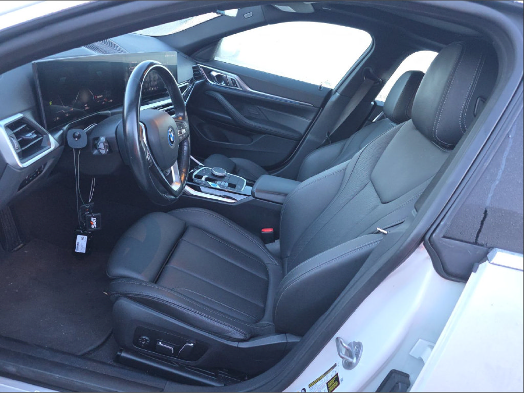 Used 2024 BMW i4 eDrive40 w/ Premium Package RWD image 4