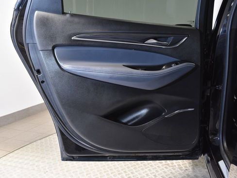 Used 2023 Buick Enclave Essence w/ Experience Buick Package image 26