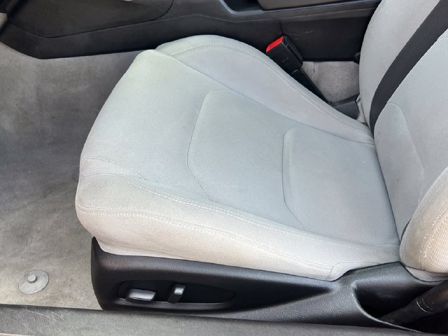 Used 2022 Chevrolet Camaro LT RWD image 23