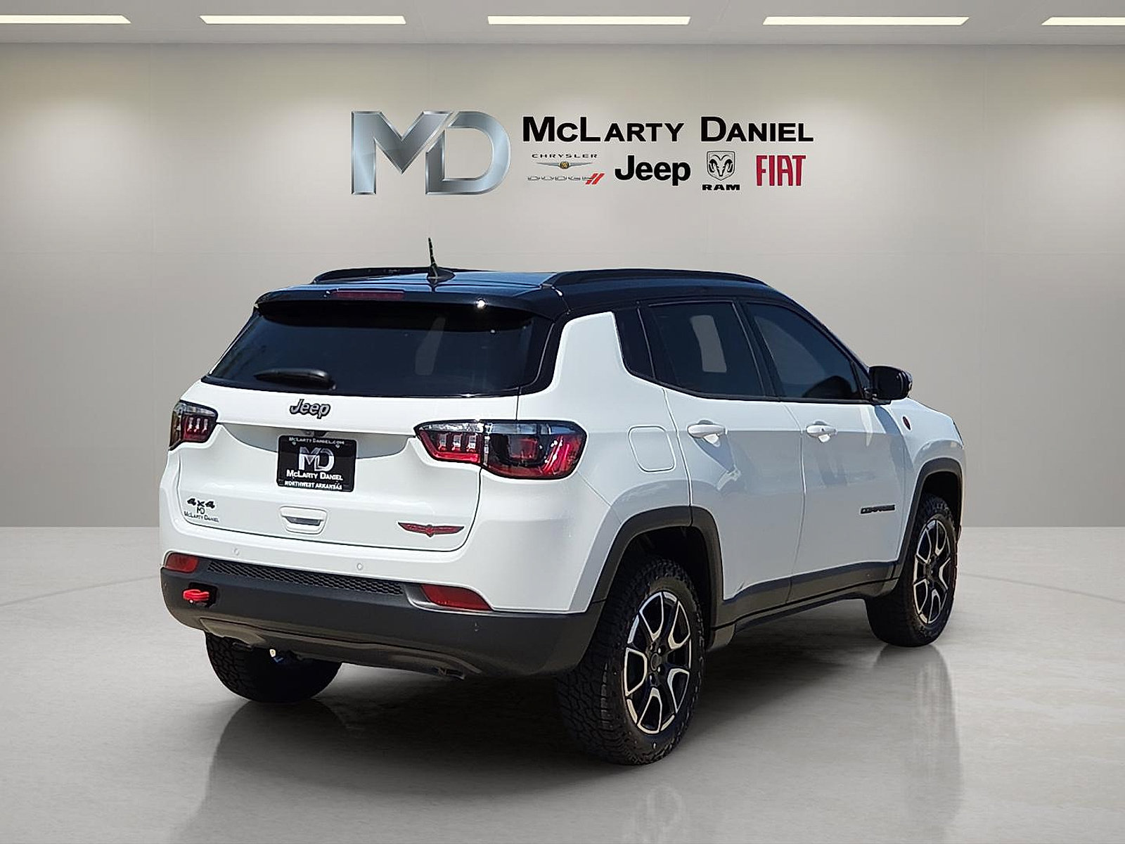 New 2026 Jeep Compass Trailhawk w/ Sun, Sound & Navigation Group AWD/4WD image 5