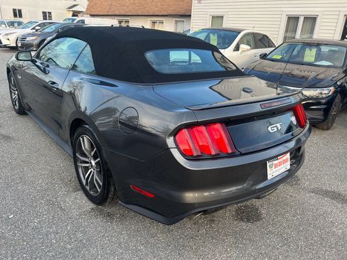 Used 2017 Ford Mustang GT Premium w/ Equipment Group 401A image 8