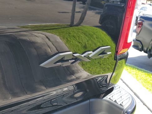 Used 2022 RAM 1500 Big Horn w/ Night Edition image 8