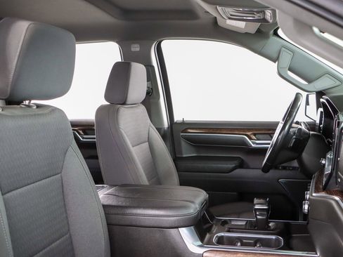 Used 2023 GMC Sierra 1500 Elevation w/ LPO, Elevation Black Package image 27